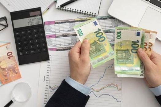 Forecasting and Analysing Cash Flow