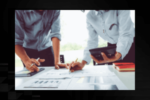 دورة تدريبية في التدقيق الداخلي وإدارة المخاطر