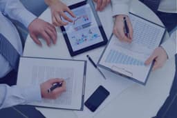 استراتيجيات الموارد البشرية لقطاع الرعاية الصحية